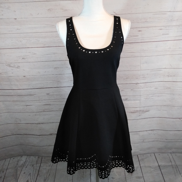 Elizabeth and James dress sleeveless laser cut - Picture 12 of 12